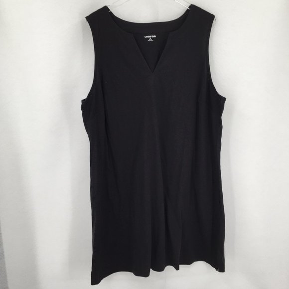 Lands End Sleeveless V-Neck Dress 🖤